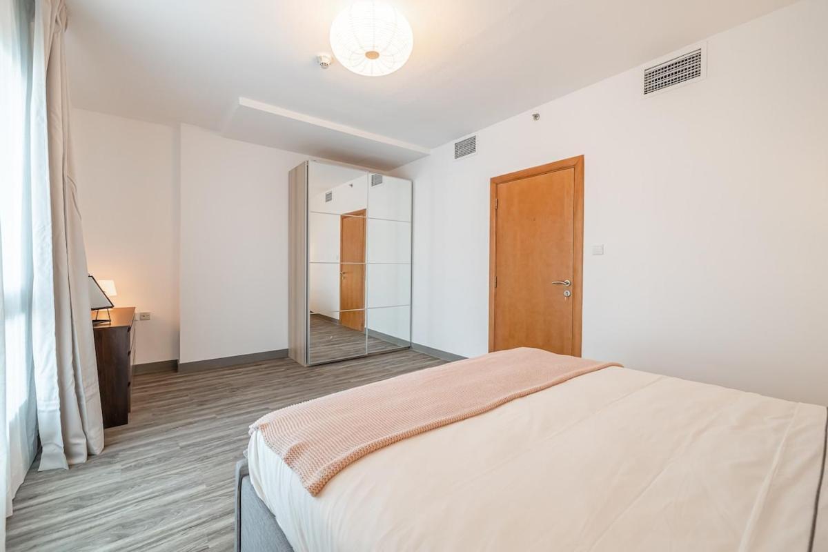 1Bdr Apartment In Dubai Marina With Marina Views Exteriör bild